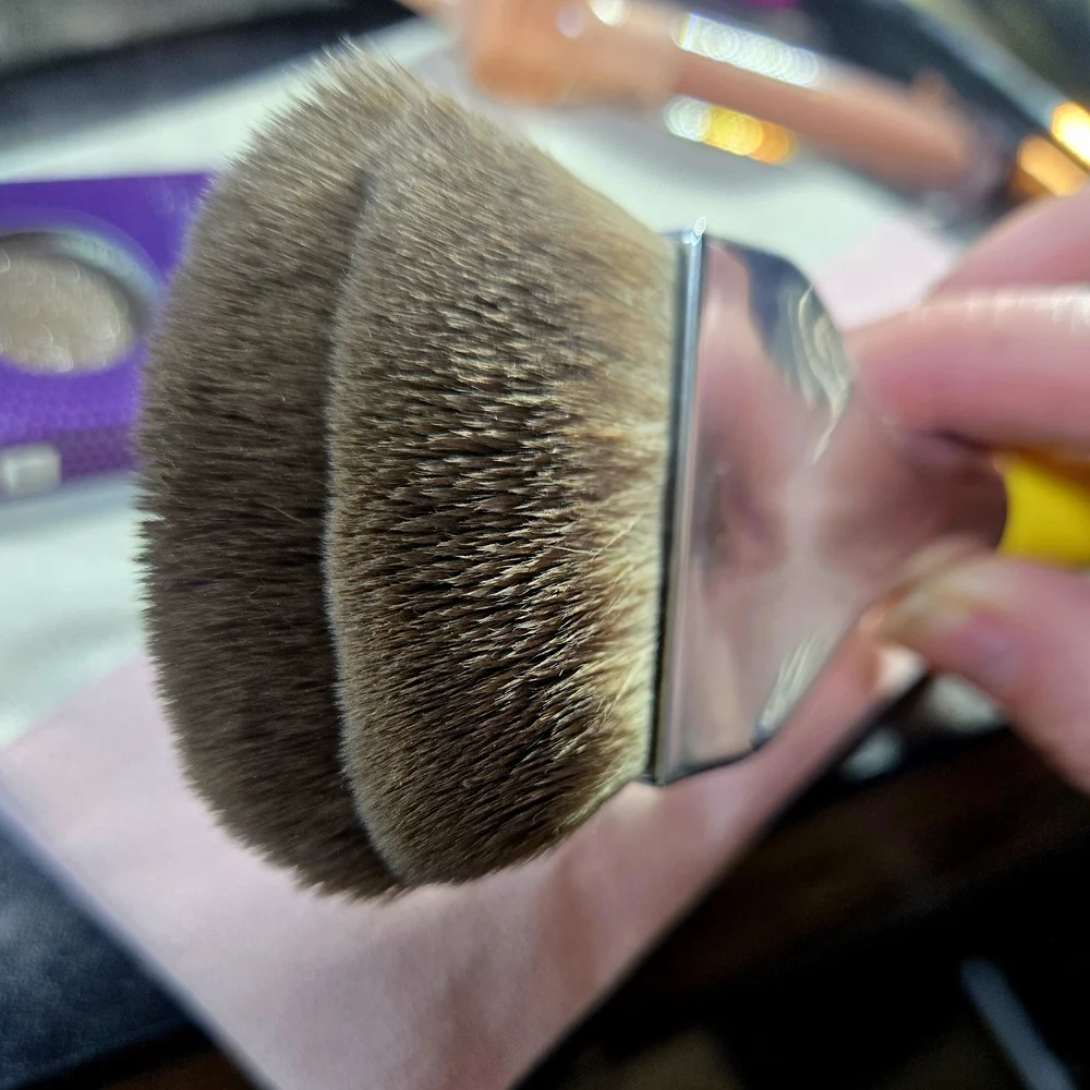 Large Rounded Double Dome Blender Yellow Handle Makeup Brush